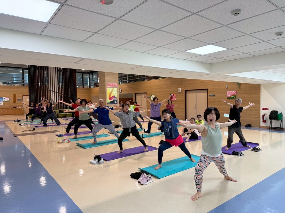 彎彎伸伸不求人